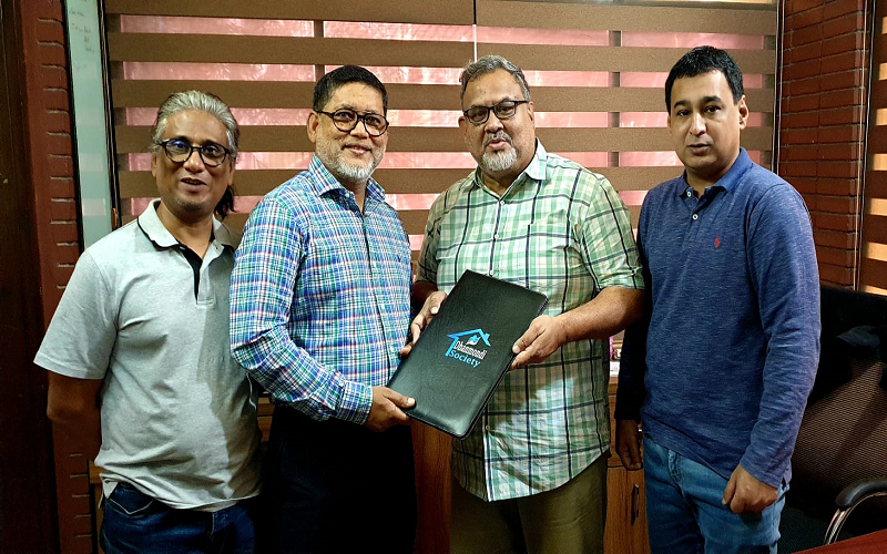 ধানমন্ডি সোসাইটি ও রিসেন্ট ডেন্টিসট্রির সাথে একটি চুক্তি সম্পন্ন